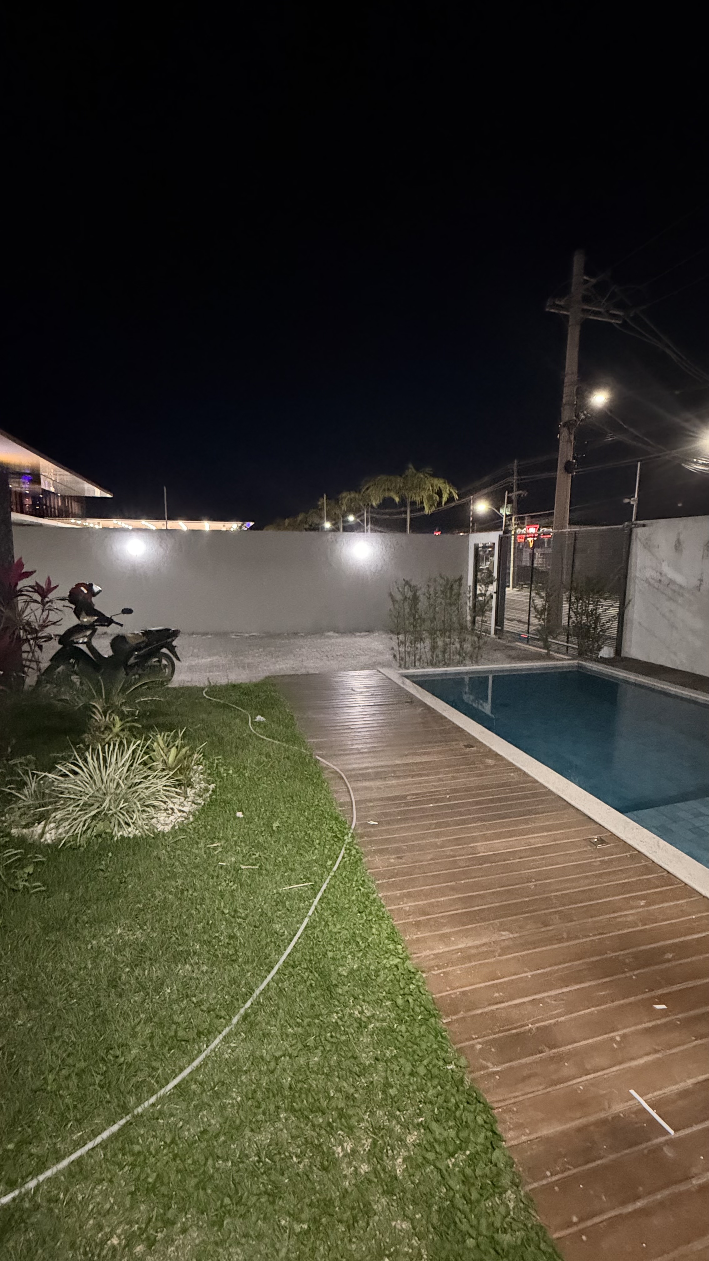 Duplex 3 quartos perto Mix Mateus