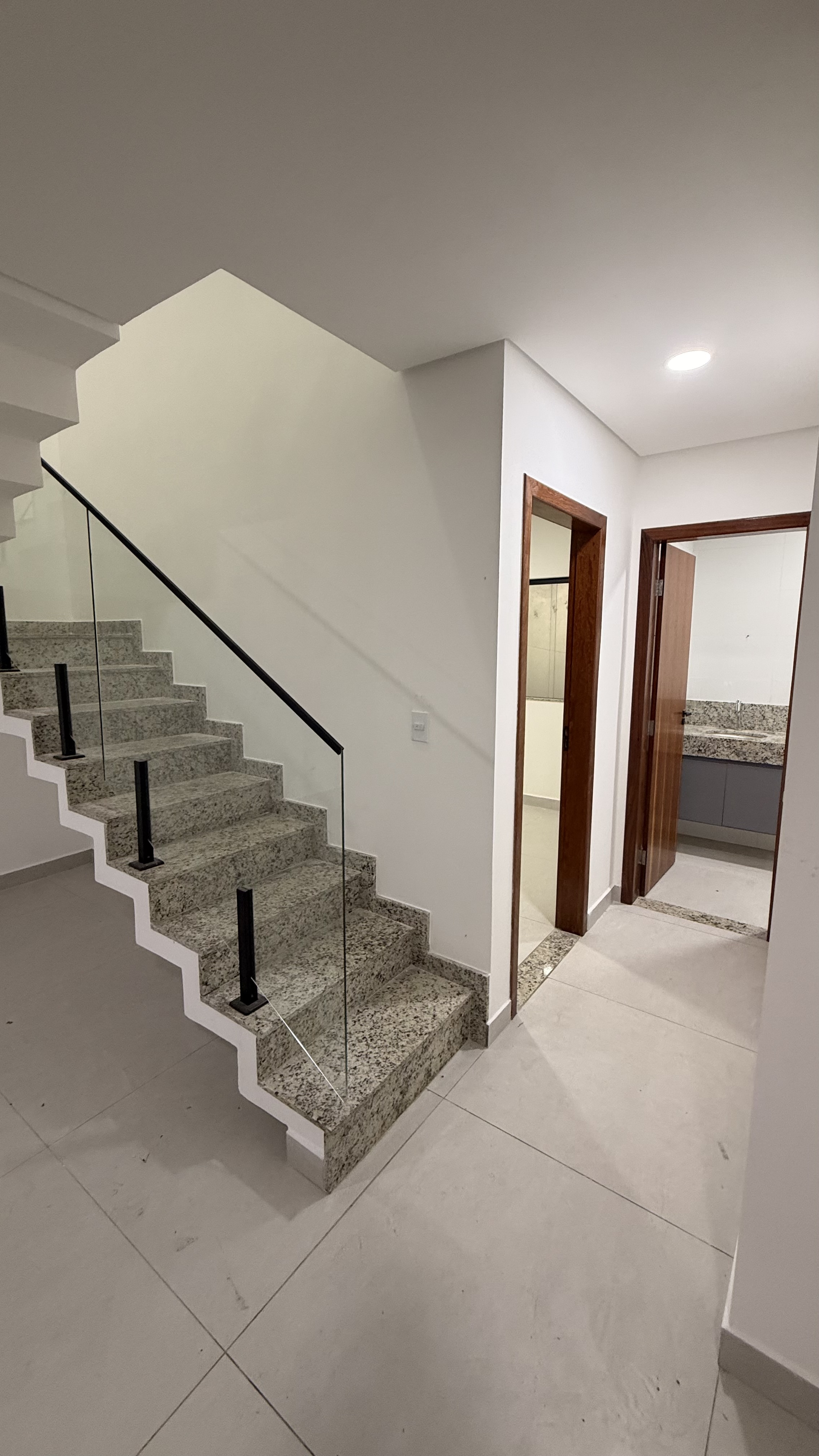 Duplex 3 quartos perto Mix Mateus