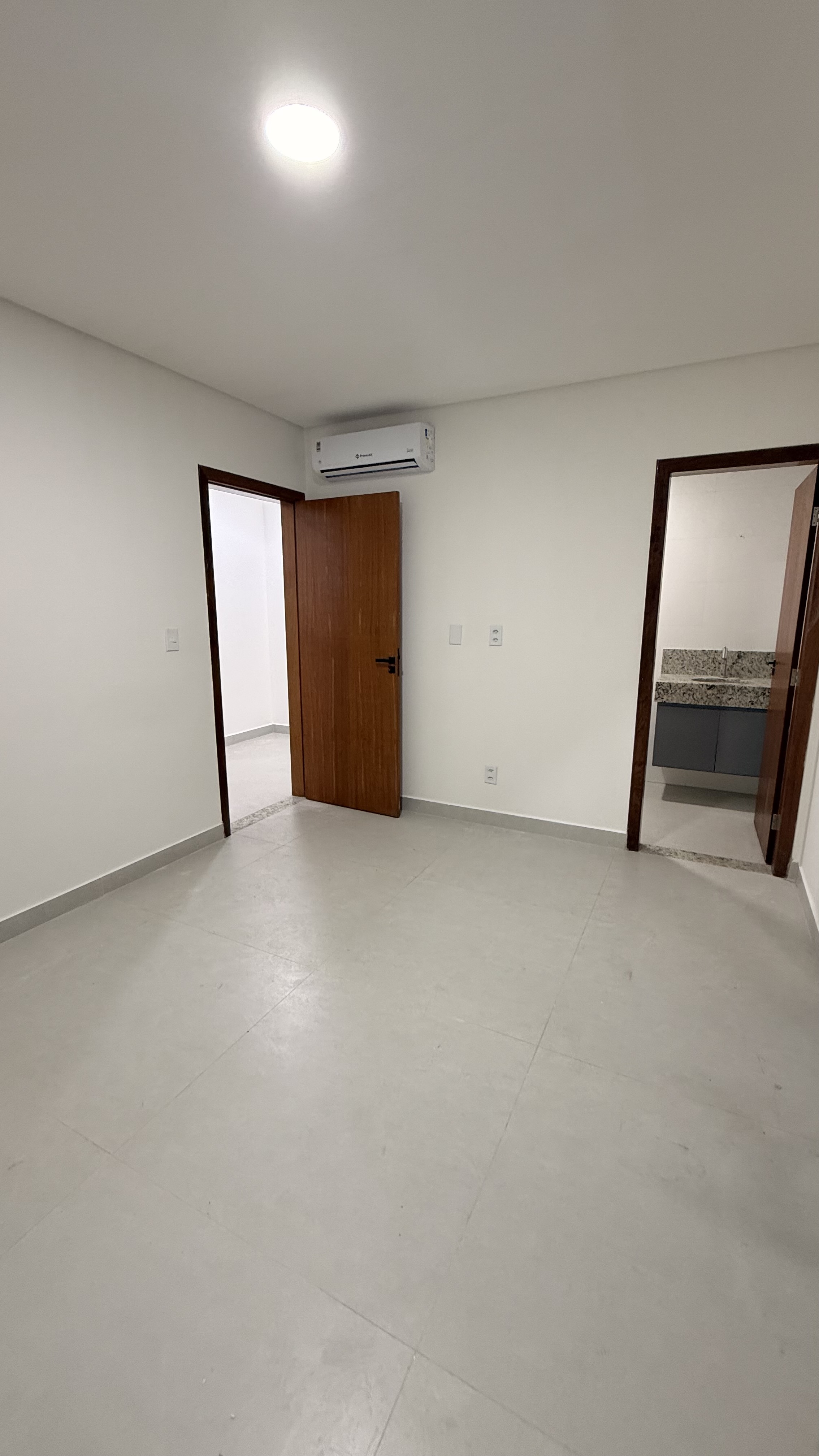 Duplex 3 quartos perto Mix Mateus