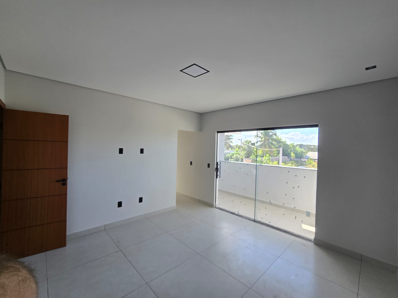 Casa individual em condomínio